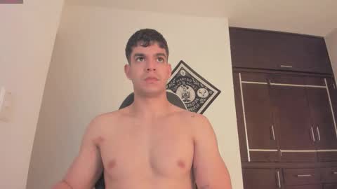 Snapshot of zamir_scott chatting on November 19, 10:10 pm zamir online show from November 19, 10:10 pm