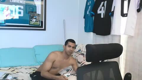 Snapshot of zamoraedii1994 chatting on January 6, 5:06 pm Edii online show from January 6, 5:06 pm