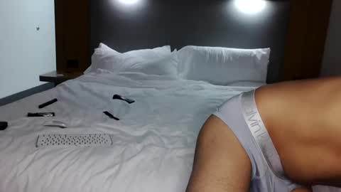 Snapshot of zamoraedii1994 chatting on January 18, 12:26 pm Edii online show from January 18, 12:26 pm