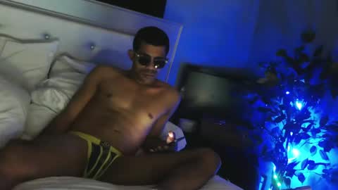 Snapshot of zamoraedii1994 chatting on January 20, 6:53 am Edii online show from January 20, 6:53 am