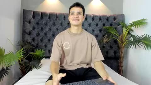 zane online show from February 20, 12:38 pm