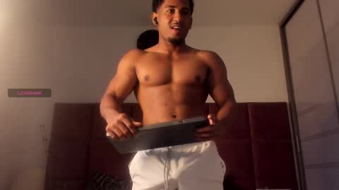 Zane Lux online show from March 8, 12:30 pm