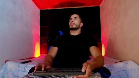 zanemaverick online show from April 20, 11:13 am