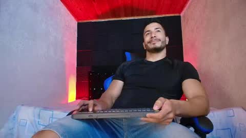 zanemaverick online show from April 25, 1:41 pm
