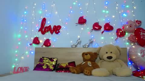 Snapshot of zannadreil chatting on February 6, 4:31 am zannadreil online show from February 6, 4:31 am