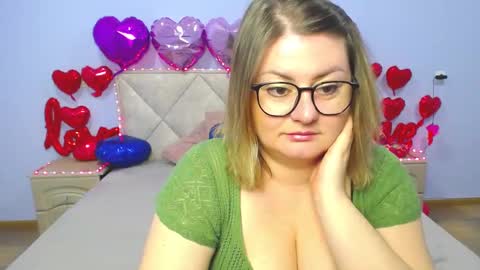 Snapshot of zannadreil chatting on February 24, 7:09 pm zannadreil online show from February 24, 7:09 pm