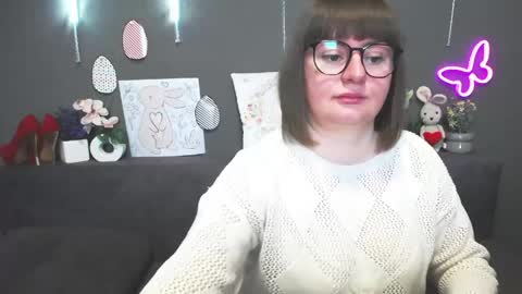 zannadreil online show from April 12, 6:02 pm