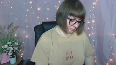 zannadreil online show from April 20, 6:42 pm