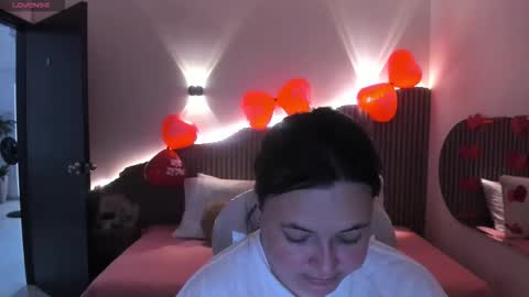 Andrea online show from February 14, 1:41 pm