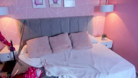 Snapshot of zara__sweet chatting on December 24, 6:39 pm Zara Sweet online show from December 24, 6:39 pm