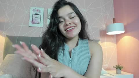 Snapshot of zara__sweet chatting on December 30, 7:00 pm Zara Sweet online show from December 30, 7:00 pm