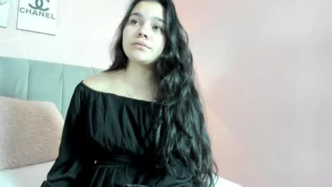 Snapshot of zara__sweet chatting on January 6, 6:20 pm Zara Sweet online show from January 6, 6:20 pm