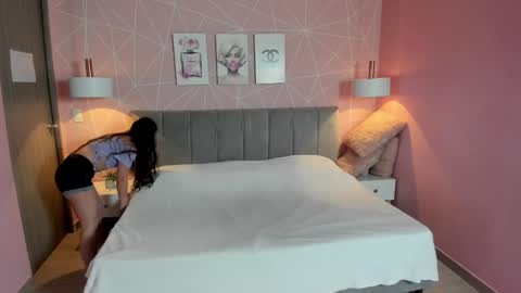 Snapshot of zara__sweet chatting on January 8, 12:37 pm Zara Sweet online show from January 8, 12:37 pm
