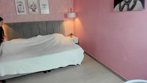 Snapshot of zara__sweet chatting on January 9, 12:52 pm Zara Sweet online show from January 9, 12:52 pm