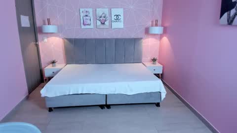 Snapshot of zara__sweet chatting on February 11, 12:48 pm Zara Sweet online show from February 11, 12:48 pm