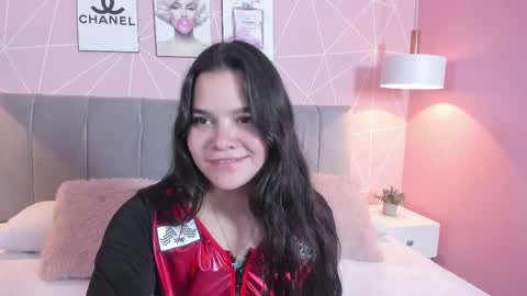 Snapshot of zara__sweet chatting on February 18, 3:54 pm Zara Sweet online show from February 18, 3:54 pm