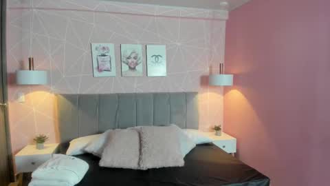 Snapshot of zara__sweet chatting on September 11, 1:44 pm Zara Sweet online show from September 11, 1:44 pm