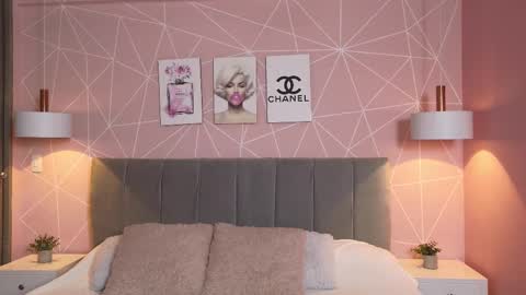 Snapshot of zara__sweet chatting on October 8, 1:31 pm Zara Sweet online show from October 8, 1:31 pm