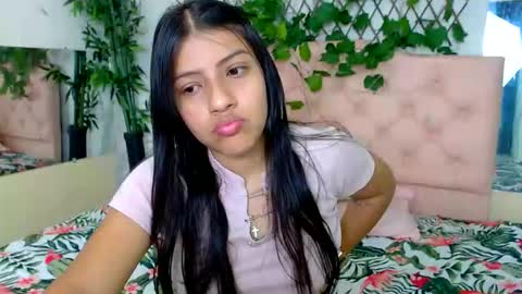 Zara online show from March 22, 12:08 pm