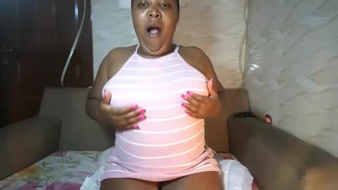 Snapshot of zara_dane chatting on September 27, 4:12 pm Zara Dane online show from September 27, 4:12 pm