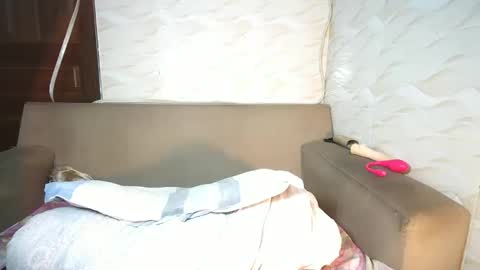 Snapshot of zara_dane chatting on September 30, 10:53 am Zara Dane online show from September 30, 10:53 am