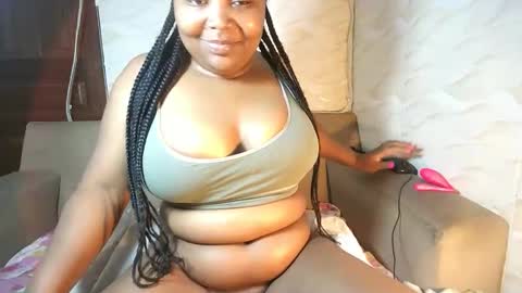 Snapshot of zara_dane chatting on October 3, 8:22 am Zara Dane online show from October 3, 8:22 am