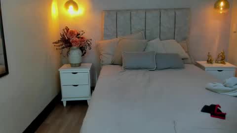 zara online show from March 18, 12:30 pm