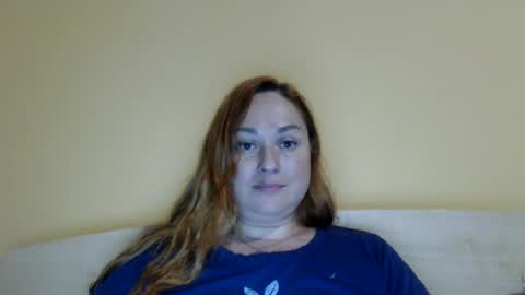 Snapshot of zara_red chatting on June 24, 12:37 pm Kate. if im not here im here foxy red333 online show from June 24, 12:37 pm