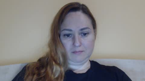 Snapshot of zara_red chatting on July 25, 10:24 am Kate. if im not here im here foxy red333 online show from July 25, 10:24 am