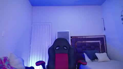 Zara online show from October 27, 3:54 am