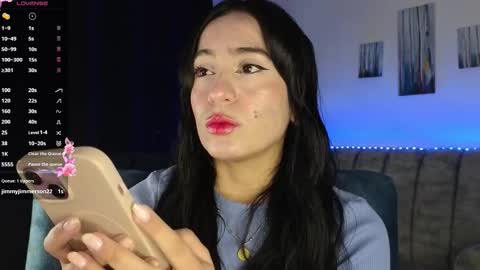 Snapshot of zaradames_ chatting on November 18, 3:01 am zaradames_ online show from November 18, 3:01 am