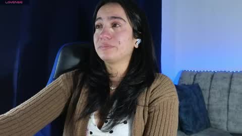 Snapshot of zaradames_ chatting on April 26, 5:27 am zaradames_ online show from April 26, 5:27 am