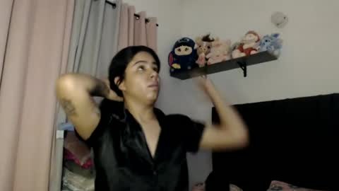 Snapshot of zarah_v chatting on June 25, 10:31 am Fernanda online show from June 25, 10:31 am