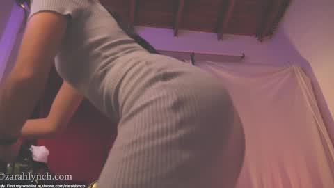 Miss Lynch   Next show  2911 online show from December 6, 12:12 am