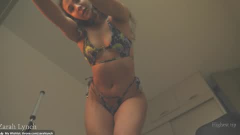 Miss Lynch   Next show  2911 online show from April 16, 9:39 pm