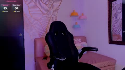 Zara Lim  online show from January 17, 11:59 am