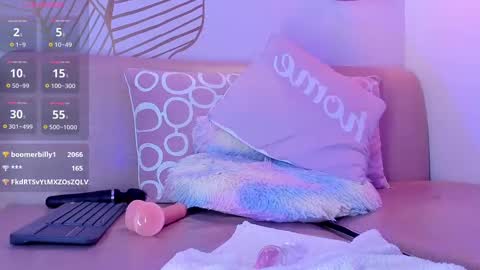 Zara Lim  online show from February 27, 3:37 pm