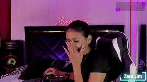 Zara Lim  online show from October 17, 4:42 pm