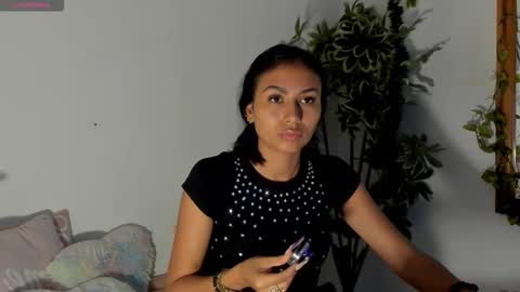 Snapshot of zaralim chatting on January 8, 5:59 pm Zara Lim online show from January 8, 5:59 pm
