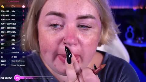 Lola online show from September 13, 7:13 pm