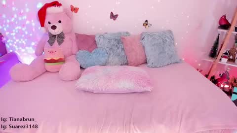 Snapshot of zaratorres_ chatting on January 11, 4:46 pm Zara online show from January 11, 4:46 pm