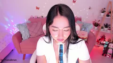 Snapshot of zaratorres_ chatting on October 10, 10:47 am Zara online show from October 10, 10:47 am