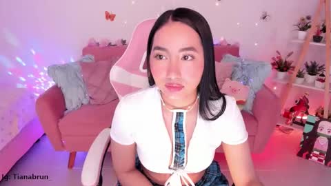 Snapshot of zaratorres_ chatting on October 23, 10:47 am Zara online show from October 23, 10:47 am
