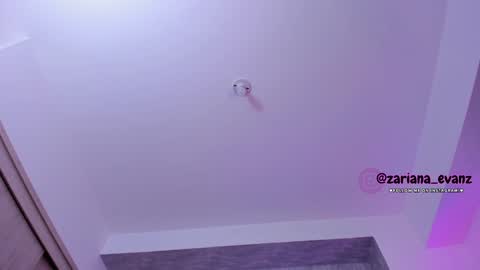 Zariana online show from December 28, 9:30 pm