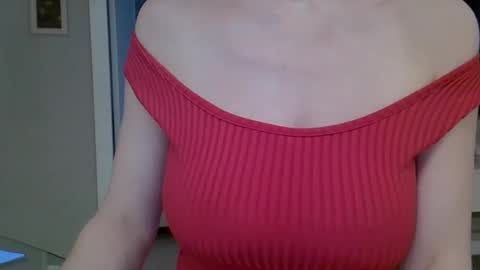 Snapshot of zarinaswift chatting on February 5, 4:48 am Zarina Swift online show from February 5, 4:48 am