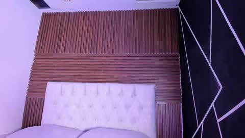 Zarina Waynne online show from March 23, 1:04 pm