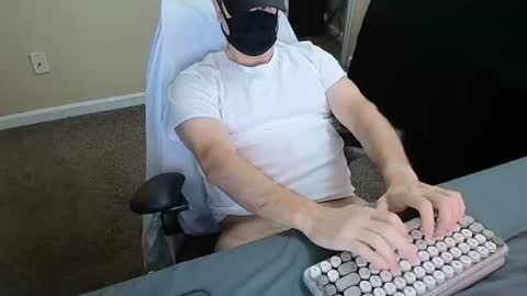 zarniwoop42 online show from June 17, 11:16 pm
