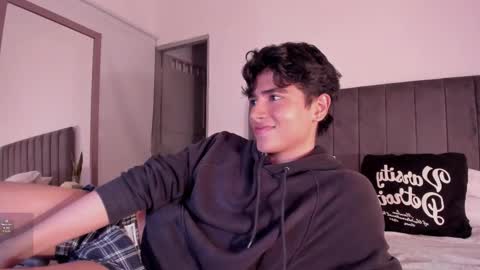 Hii im Zay.                 I save money for education. PVT Open. online show from December 16, 7:57 am