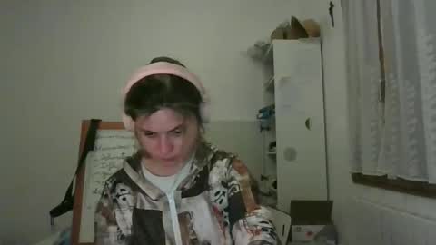 Snapshot of zazbella chatting on March 16, 9:41 pm zazbella online show from March 16, 9:41 pm