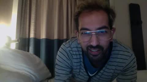Snapshot of zazbella chatting on March 28, 10:09 pm zazbella online show from March 28, 10:09 pm